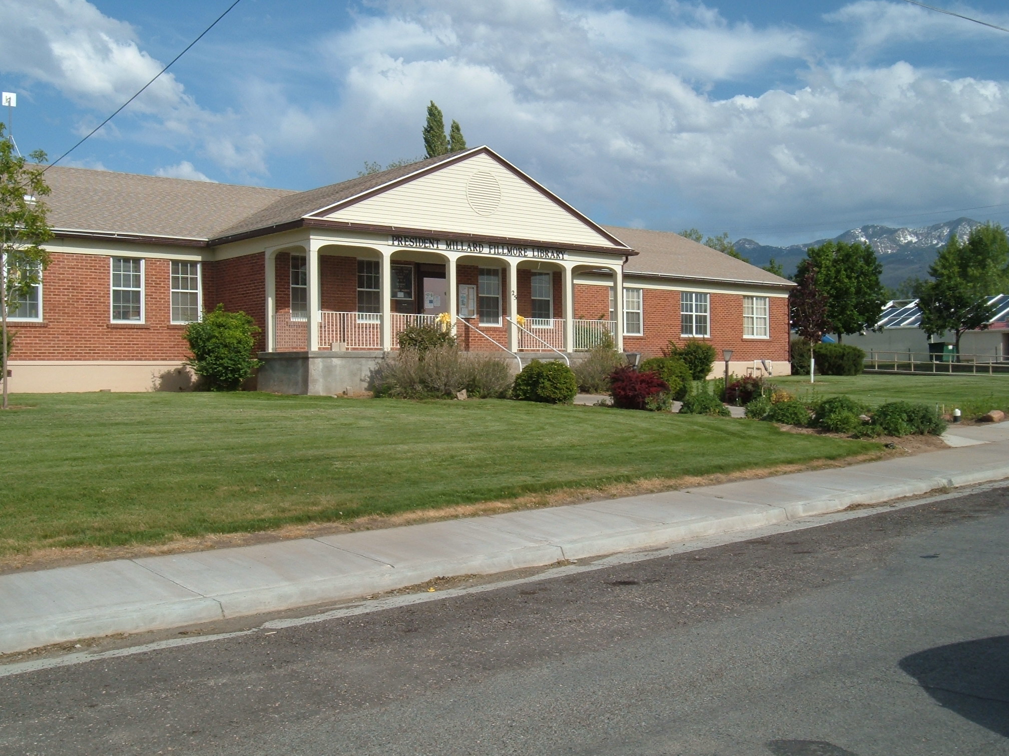 Fillmore Library from street view